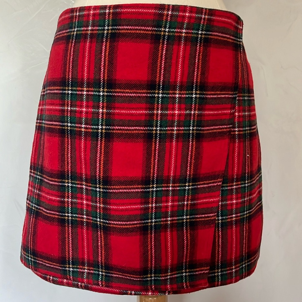 Holister red & multi color plaid faux wrap mini skirt back zipper size Large - Picture 3 of 9